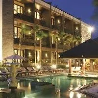 Maxonehotels.Com At Seminyak Dalung